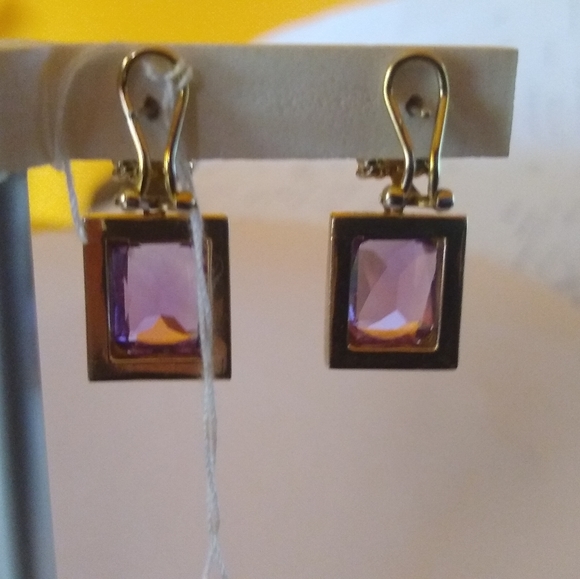 14k Gold Diamond Amethyst earrings